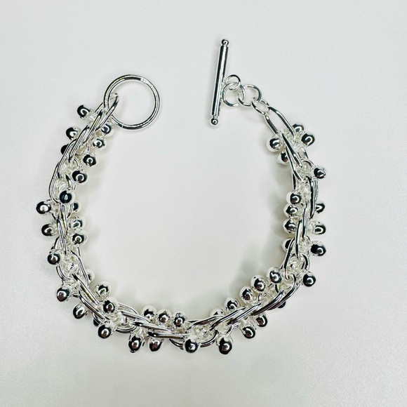 Silver Beaded Bracelet w/Toggle Closure - Picture 3 of 3